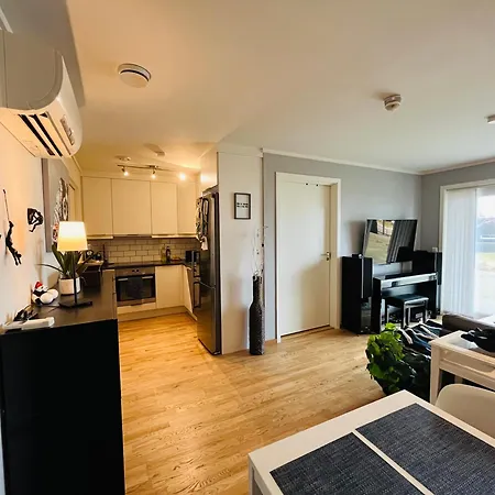 公寓 2 Bedroom In Great Location 克里斯蒂安桑